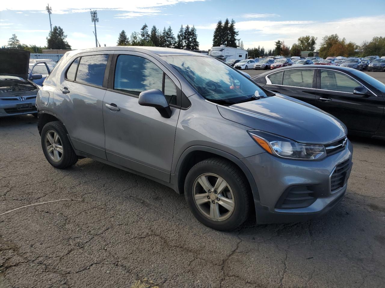 Lot #2994392025 2020 CHEVROLET TRAX LS