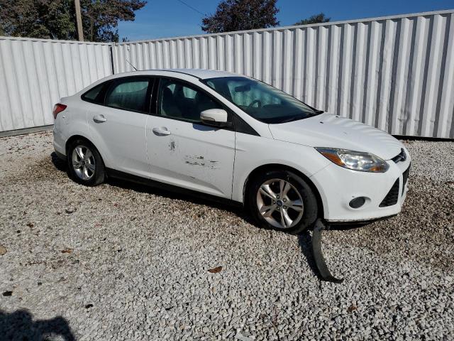 VIN 1FADP3F2XEL152449 2014 Ford Focus, SE no.4