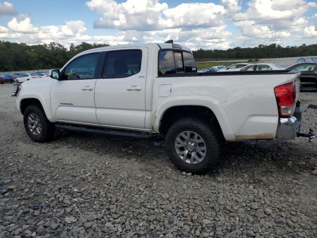 VIN 5TFAX5GN3GX070687 2016 Toyota Tacoma, Double Cab no.2