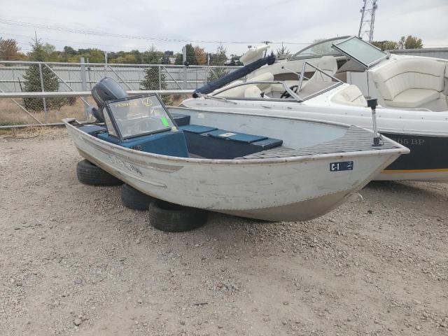 Global Auto Auctions: 1987 LOWE BOAT