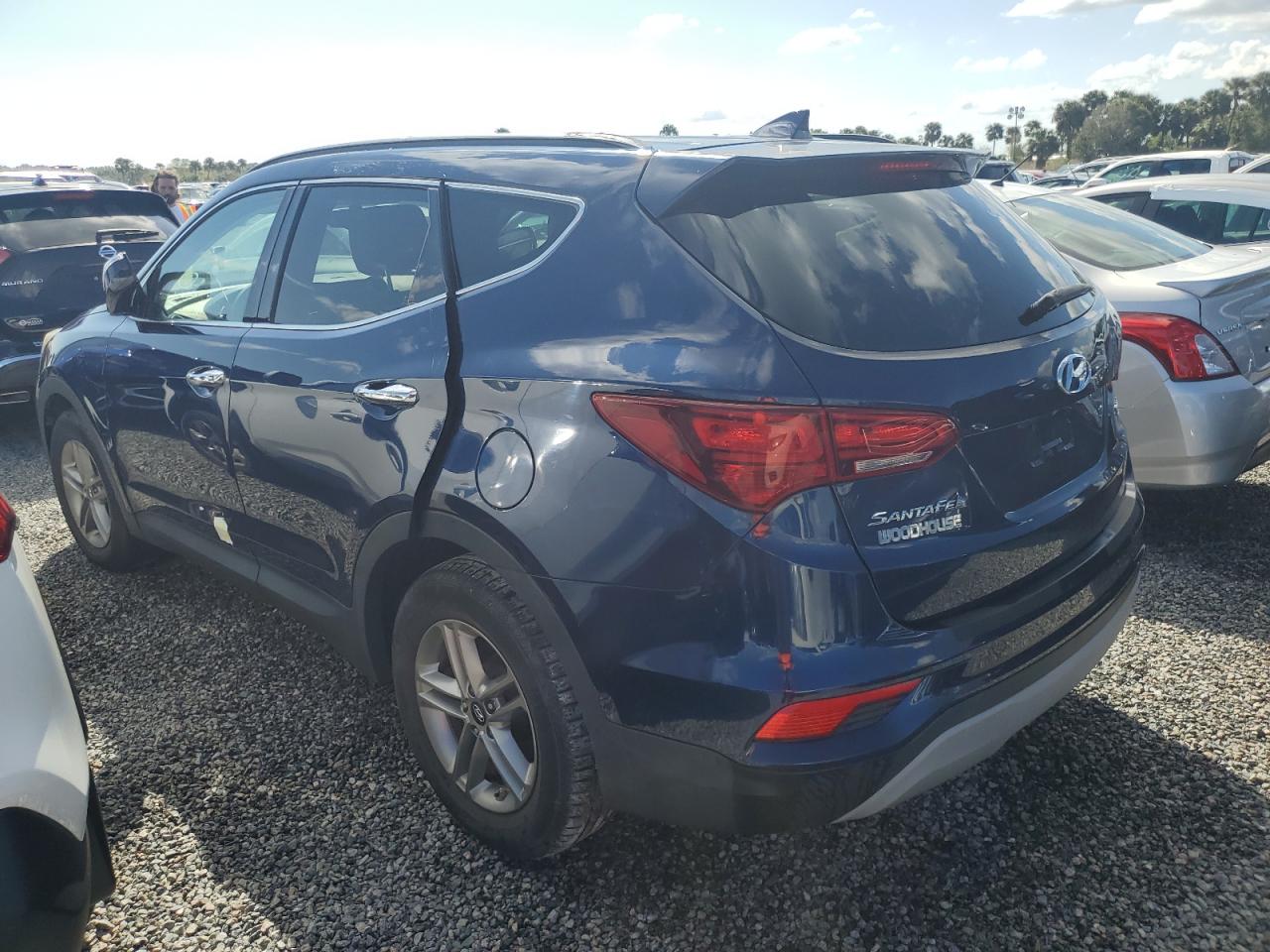 Lot #3022956074 2018 HYUNDAI SANTA FE S