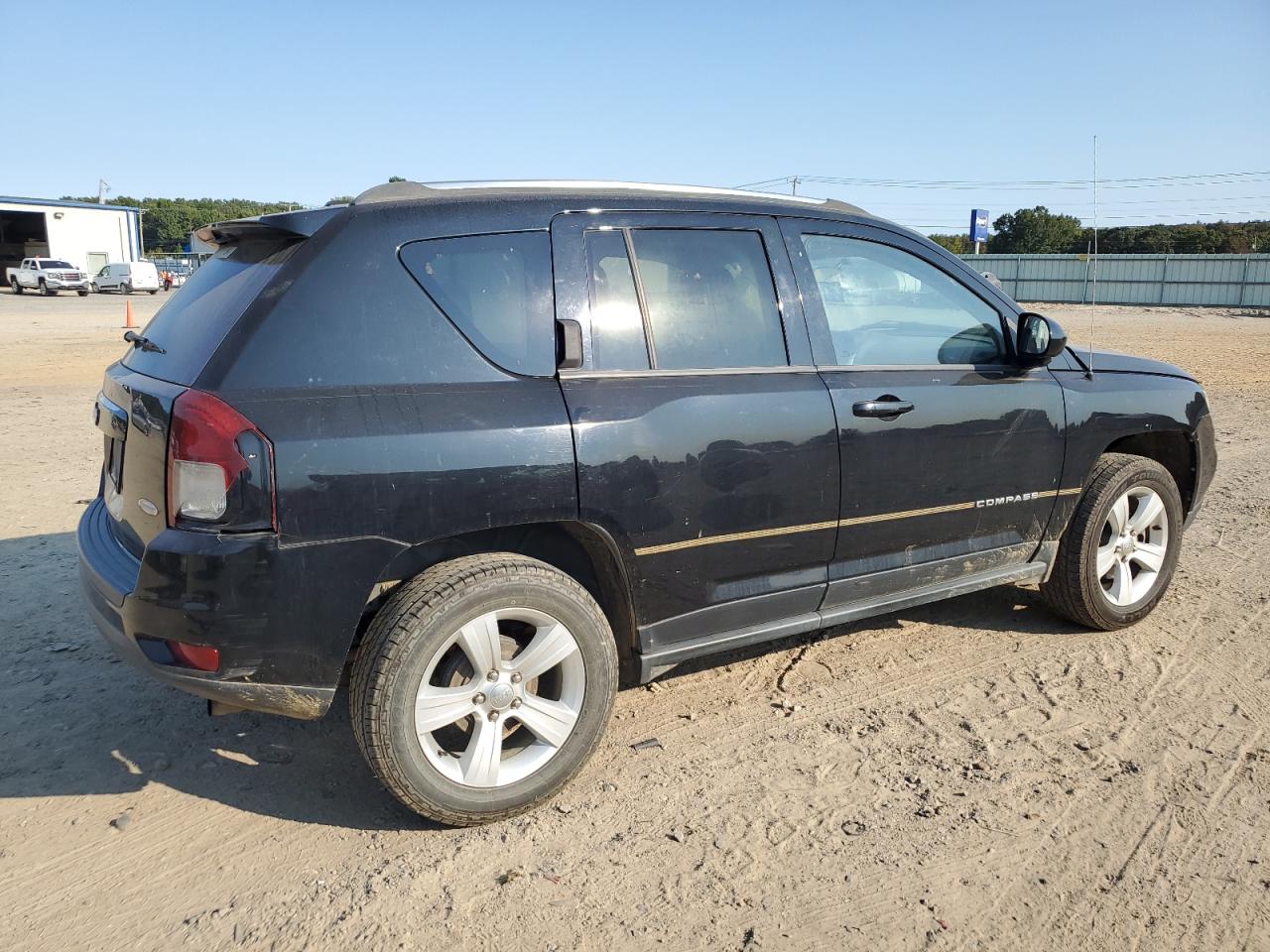 Lot #2952816787 2014 JEEP COMPASS LA