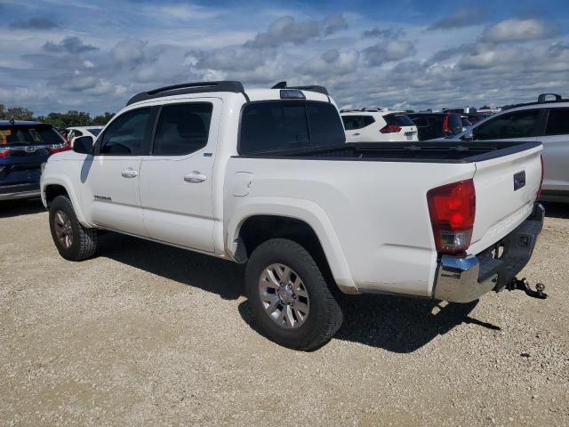 VIN 5TFAZ5CN8JX071308 2018 Toyota Tacoma, Double Cab no.2