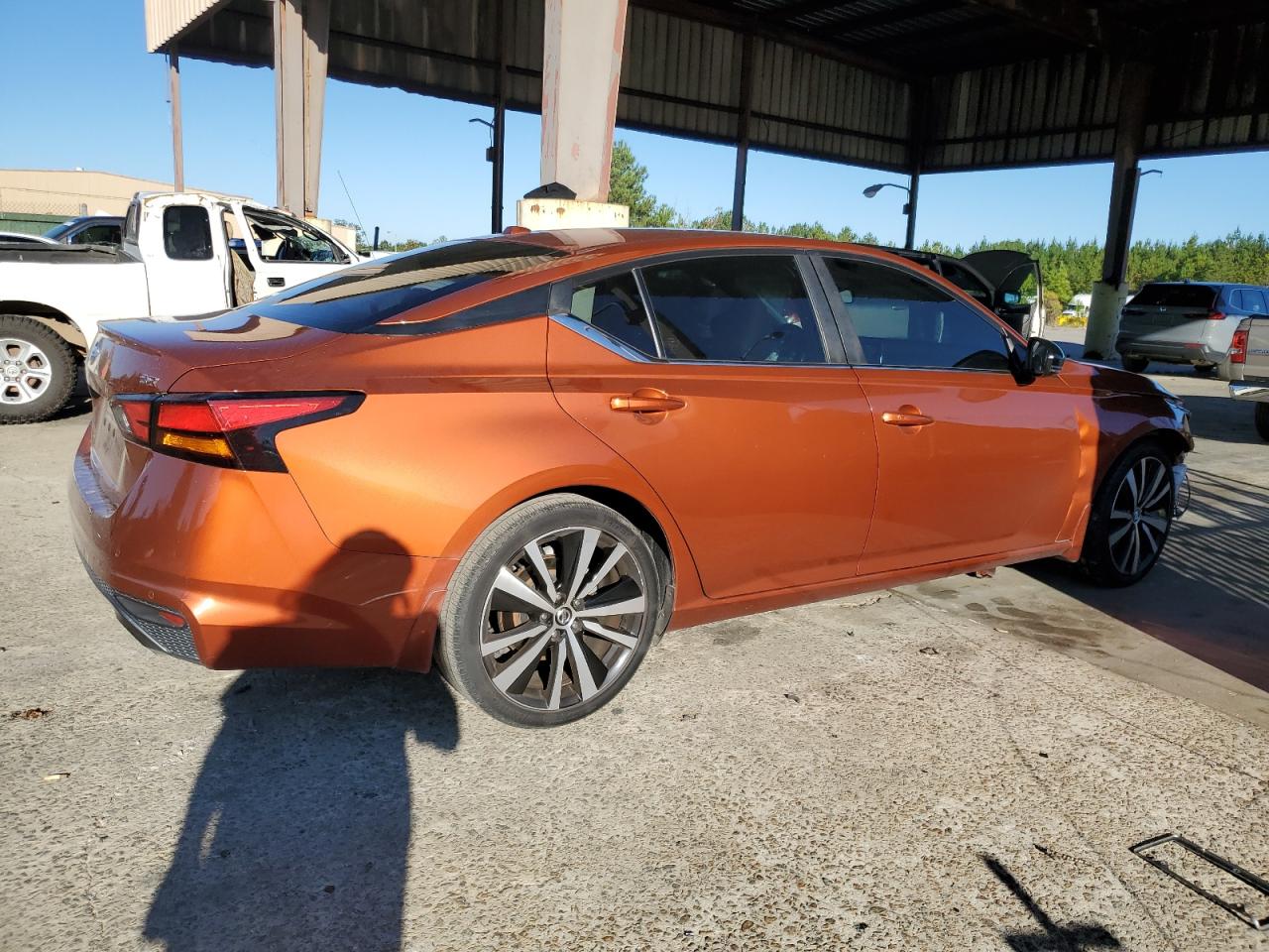 Lot #2952442417 2020 NISSAN ALTIMA SR