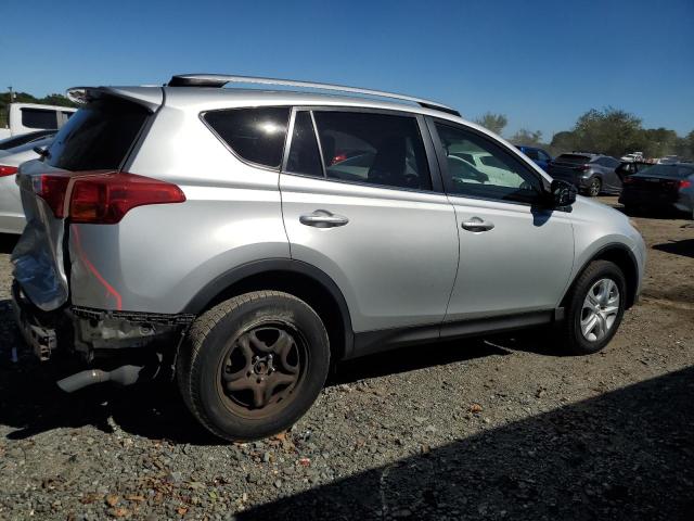 VIN JTMBFREV3FJ035148 2015 Toyota RAV4, LE no.3