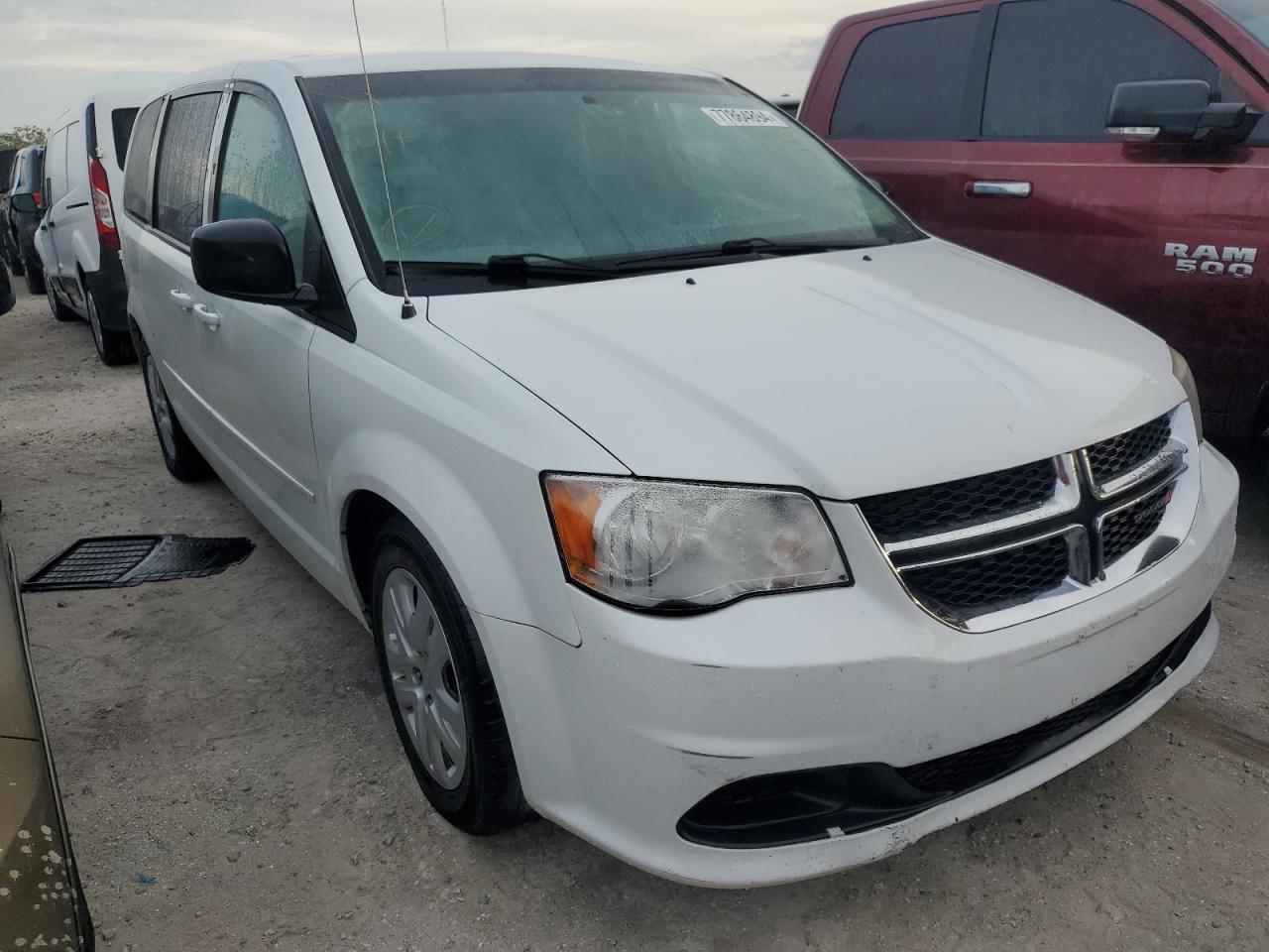 Lot #2960091098 2015 DODGE GRAND CARA