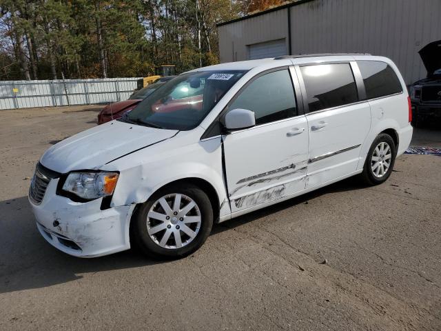 VIN 2C4RC1BG2FR709204 2015 Chrysler Town and Countr... no.1