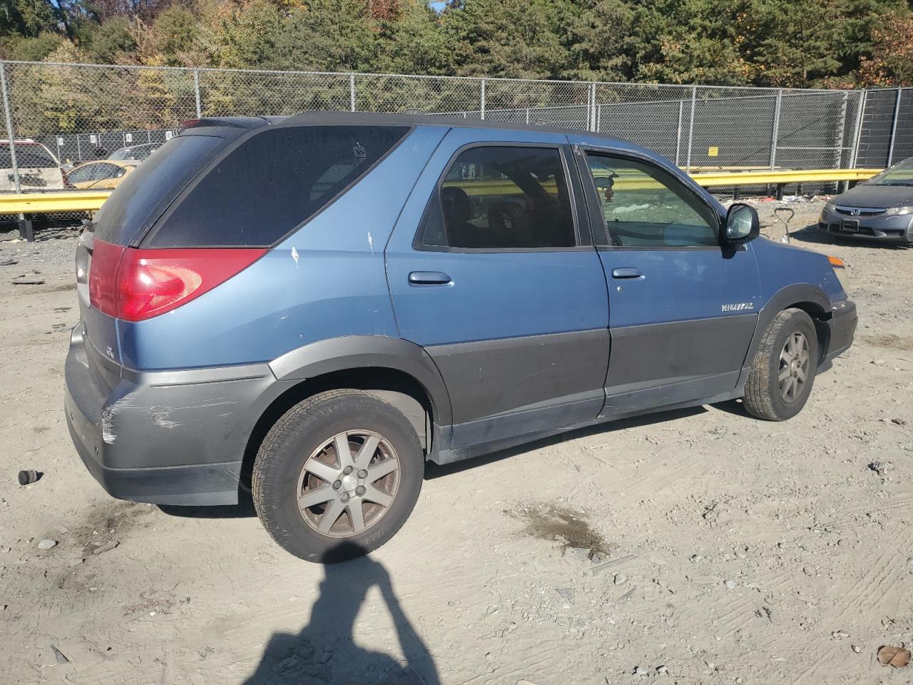 Lot #3037990198 2002 BUICK RENDEZVOUS