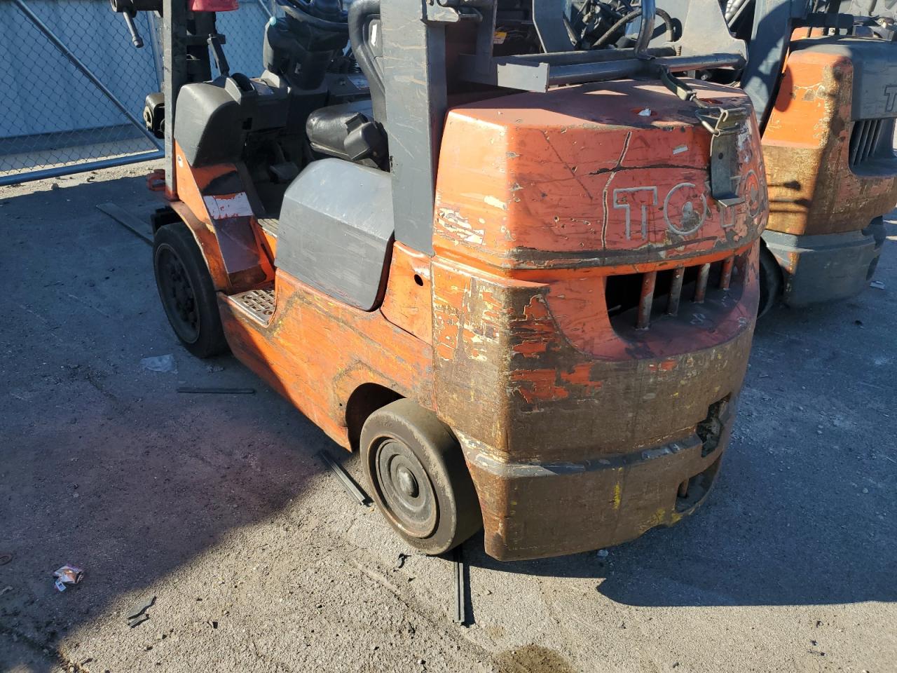 Lot #2969836957 2003 TOYOTA FORKLIFT