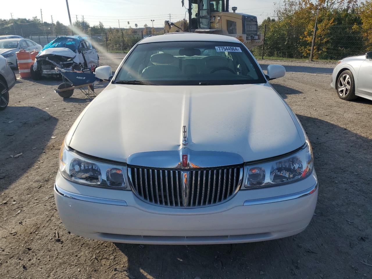 Lot #2940494532 2002 LINCOLN TOWN CAR S