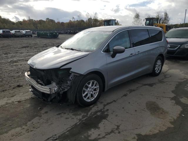 VIN 2C4RC1DG4HR522563 2017 Chrysler Pacifica, Touring no.1