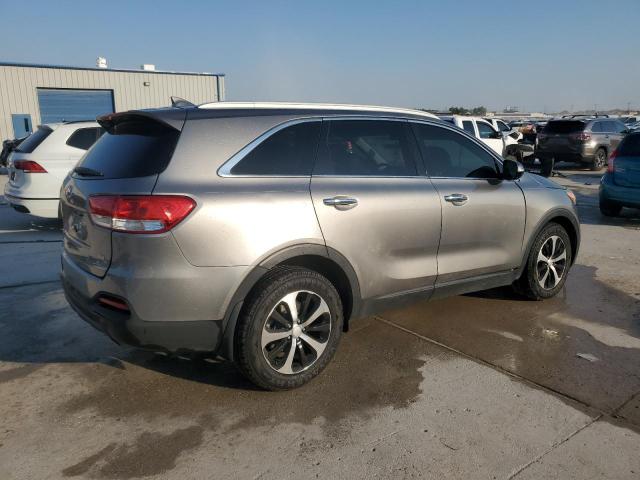 VIN 5XYPH4A11GG022051 2016 KIA Sorento, EX no.3