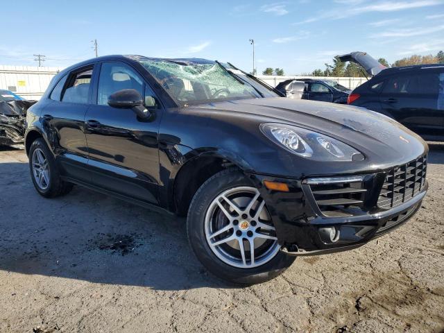 VIN WP1AA2A58JLB16536 2018 Porsche Macan no.4