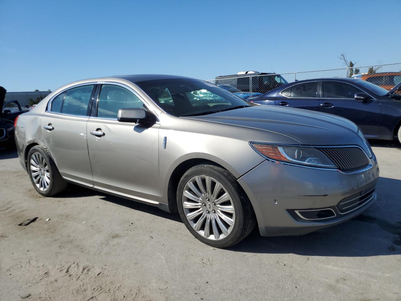 Lot #2935693821 2015 LINCOLN MKS