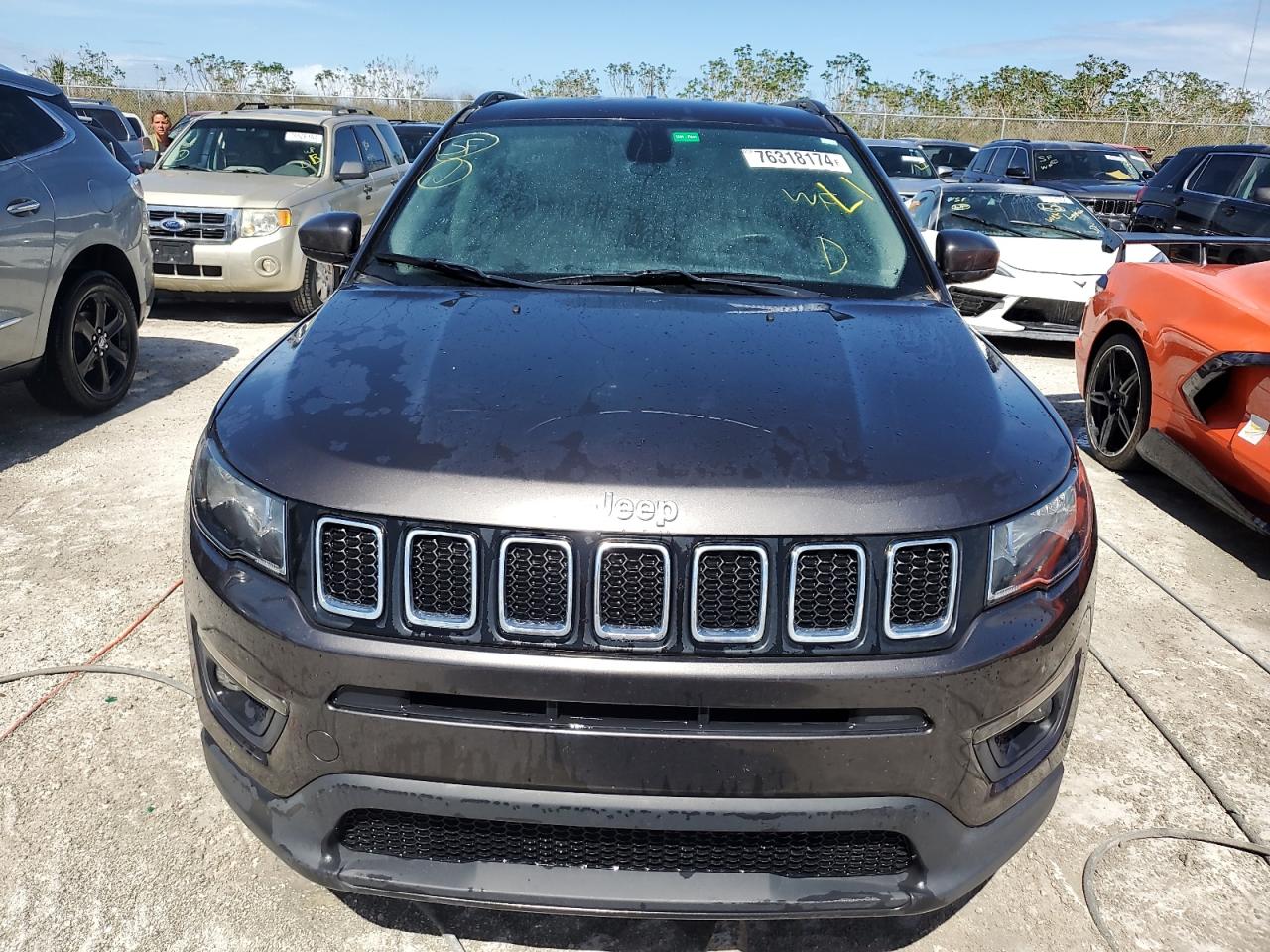 Lot #2974858270 2020 JEEP COMPASS LA