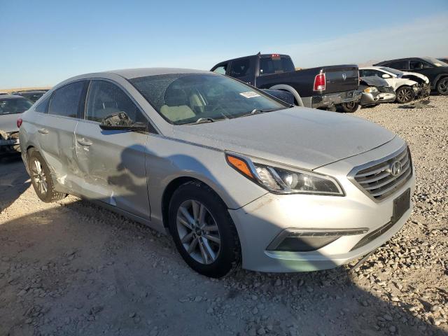 VIN 5NPE24AF0FH040374 2015 Hyundai Sonata, SE no.4