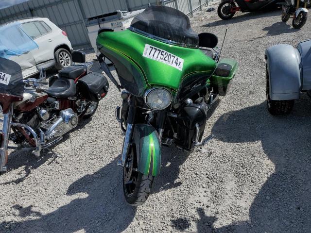 2011 HARLEY-DAVIDSON FLHXSE2 1HD1PZ812BB957883