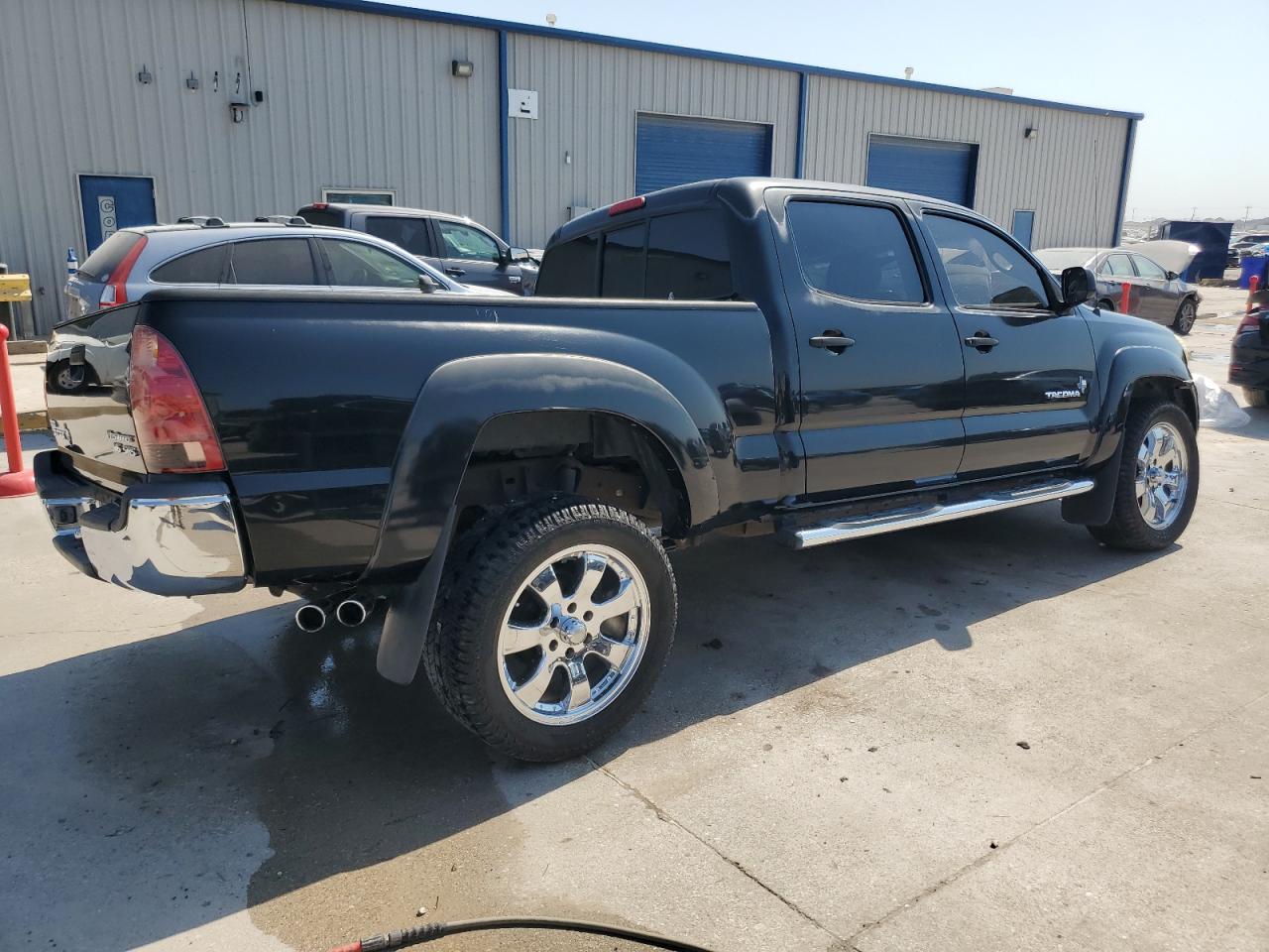 Lot #2902729219 2005 TOYOTA TACOMA DOU