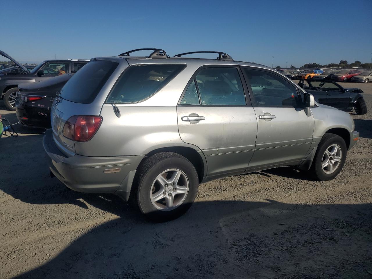 Lot #3033210820 1999 LEXUS RX 300