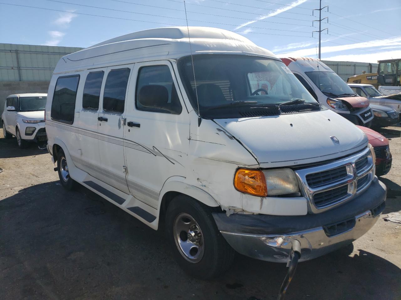 Lot #2974761167 2000 DODGE RAM VAN B1