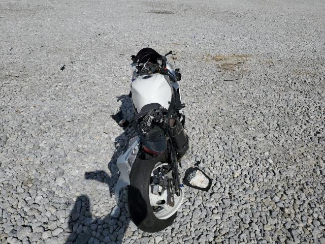 2013 SUZUKI GSX-R750 - JS1GR7MA4D2101823