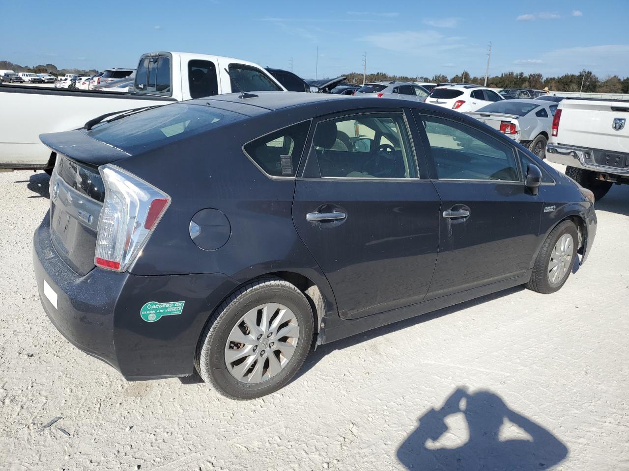 Lot #2914301377 2013 TOYOTA PRIUS PLUG