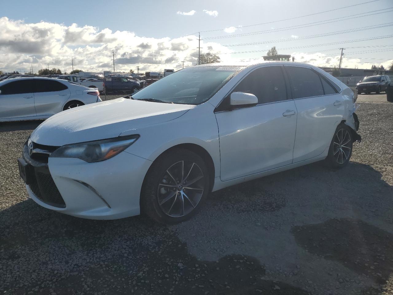 TOYOTA CAMRY LE