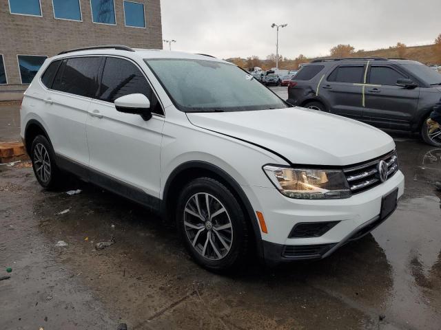 2018 VOLKSWAGEN TIGUAN SE - 3VV2B7AX0JM140492