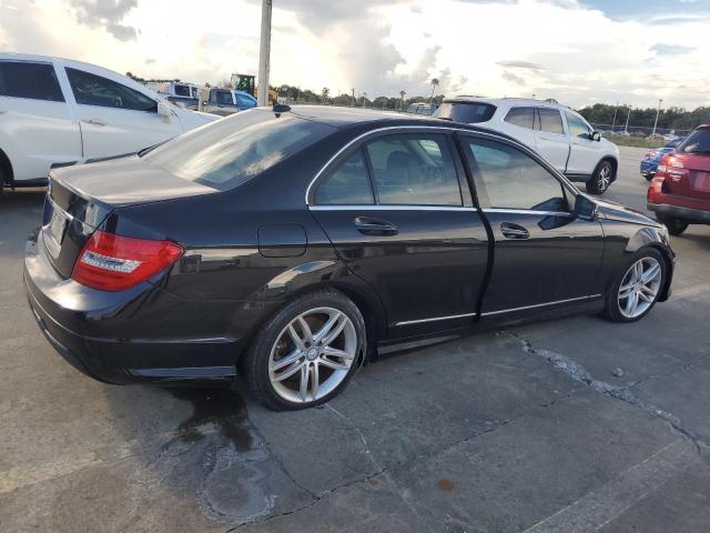 VIN WDDGF4HB1DR288161 2013 Mercedes-Benz C-Class, 250 no.3