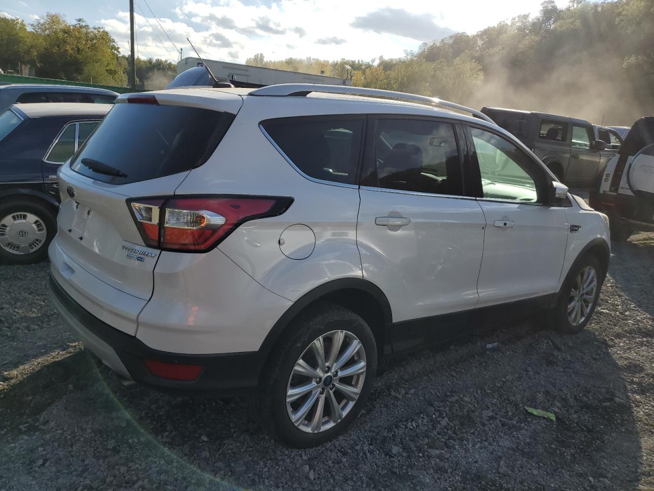 Lot #2945284511 2017 FORD ESCAPE TIT