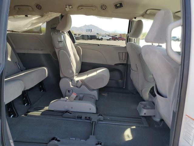 2018 TOYOTA SIENNA LE - 5TDKZ3DC4JS904579