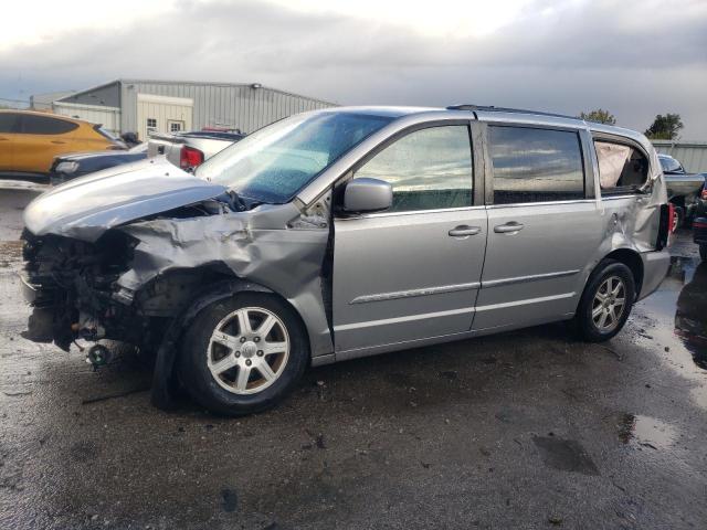 2013 CHRYSLER TOWN & COUNTRY TOURING 2013