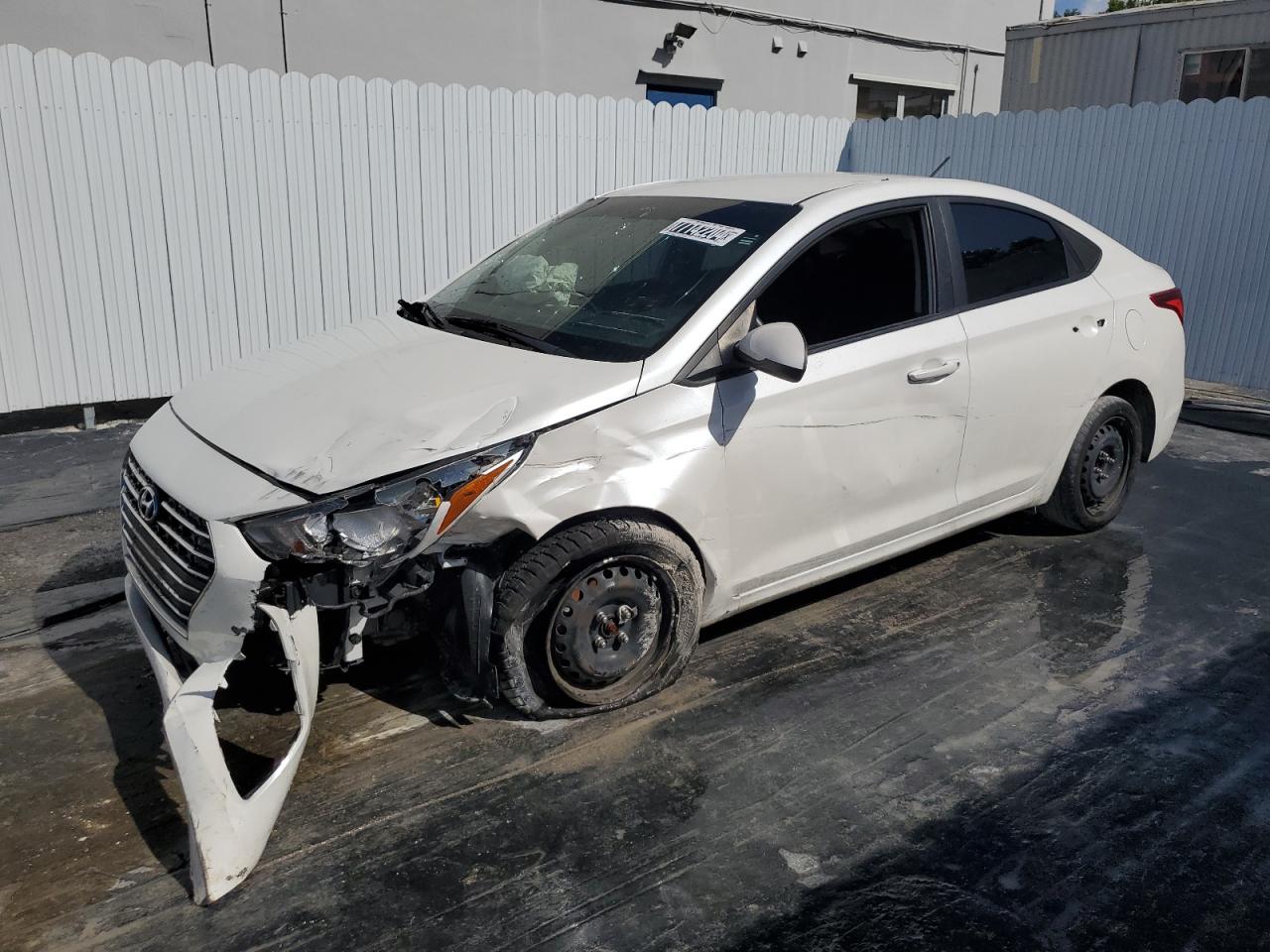 Lot #2979336633 2020 HYUNDAI ACCENT SE