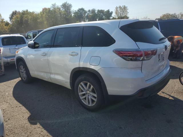 VIN 5TDBKRFH6FS118841 2015 Toyota Highlander, LE no.2