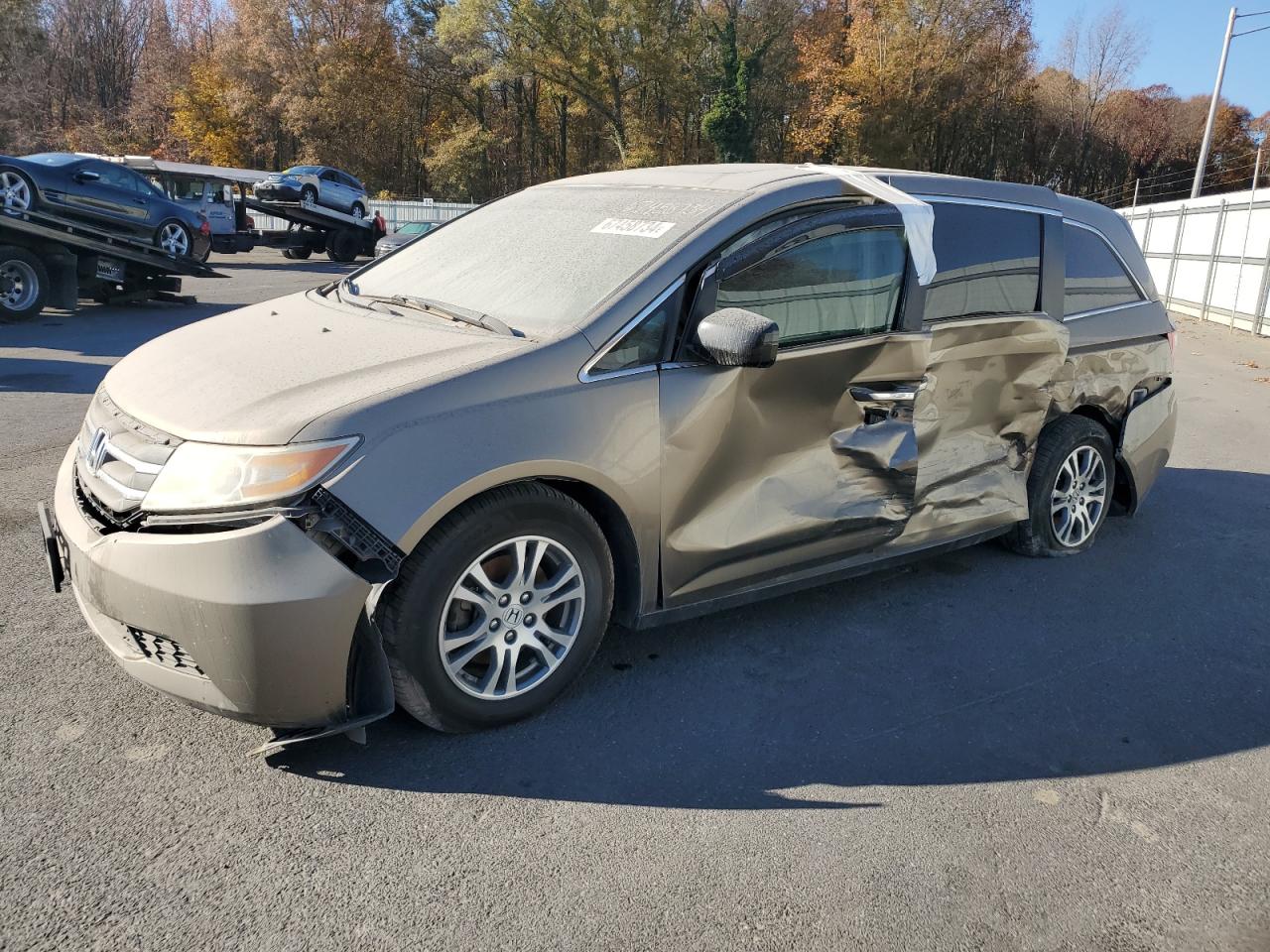 Lot #2952822086 2012 HONDA ODYSSEY EX