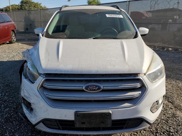 VIN 1FMCU0GD5JUB27942 2018 Ford Escape, SE no.5