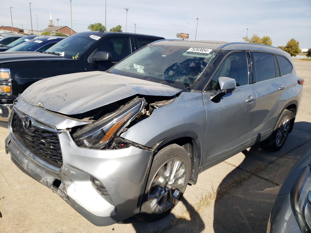 Lot #2962675077 2021 TOYOTA HIGHLANDER