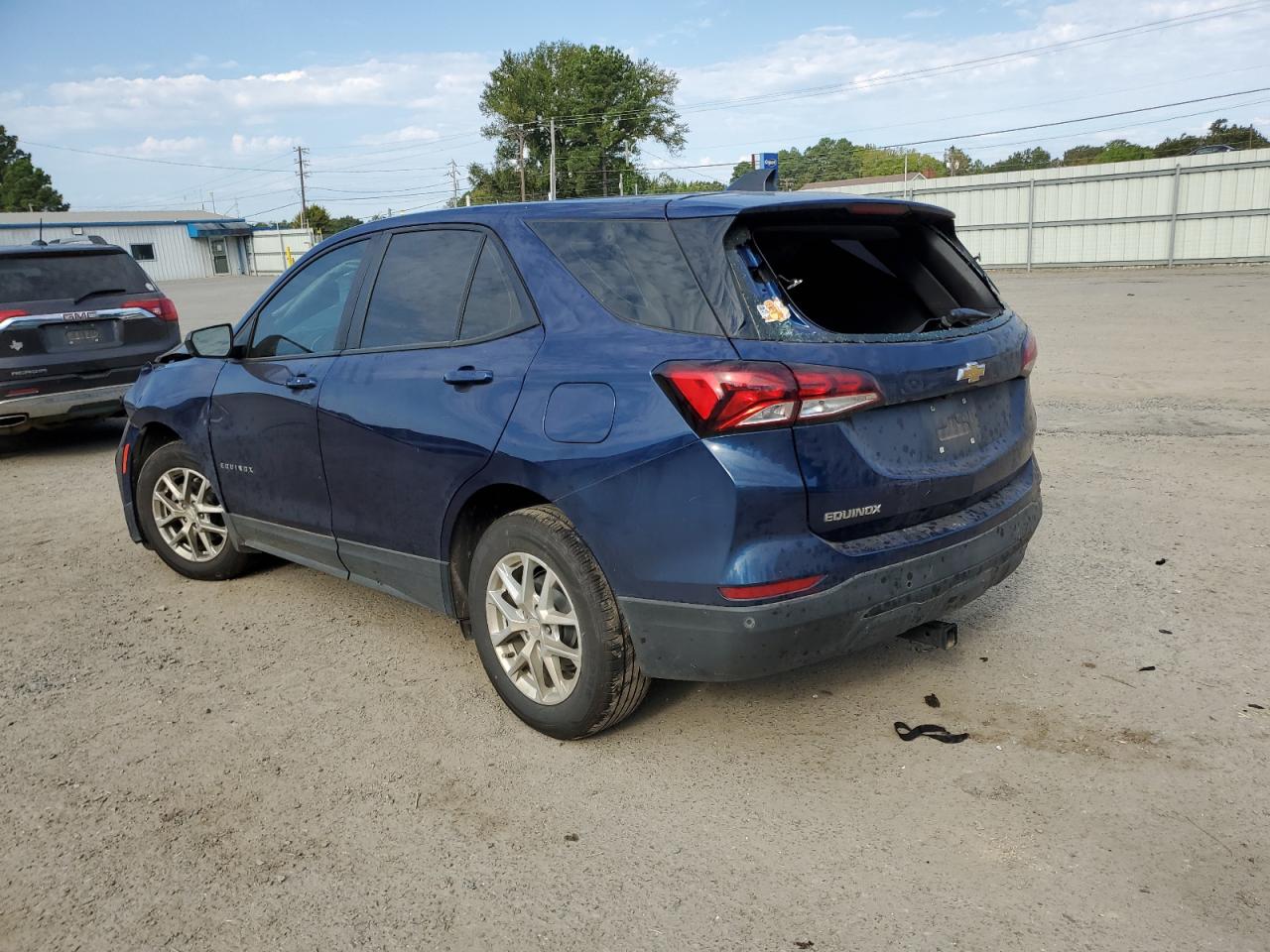 Lot #2962543749 2023 CHEVROLET EQUINOX LS