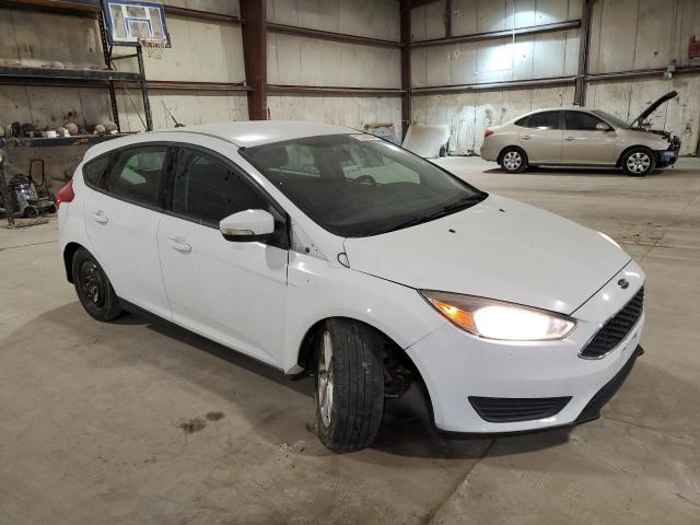 VIN 1FADP3K20GL364933 2016 Ford Focus, SE no.4