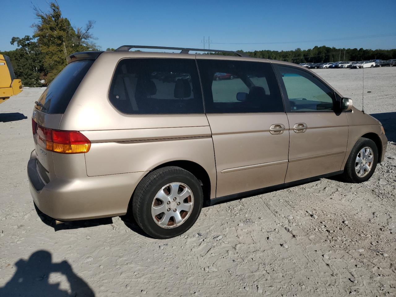 Lot #2911508652 2002 HONDA ODYSSEY EX