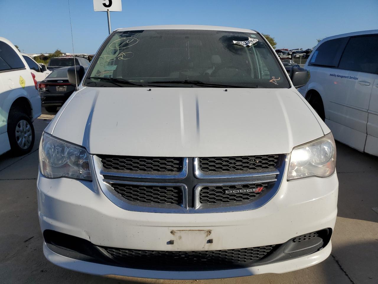 Lot #2923637568 2017 DODGE GRAND CARA