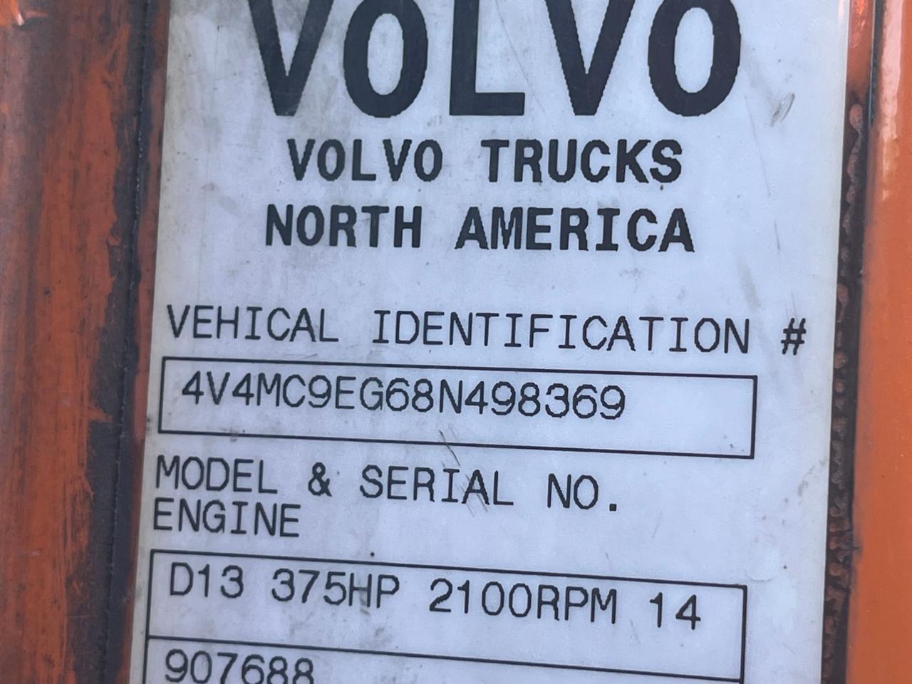 Lot #2909633142 2008 VOLVO VN VNM