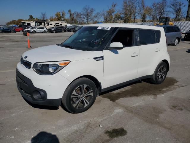 VIN KNDJN2A28H7443033 2017 KIA Soul no.1