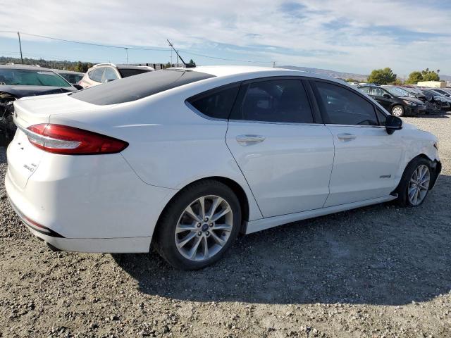 VIN 3FA6P0LU5HR264658 2017 Ford Fusion, Se Hybrid no.3