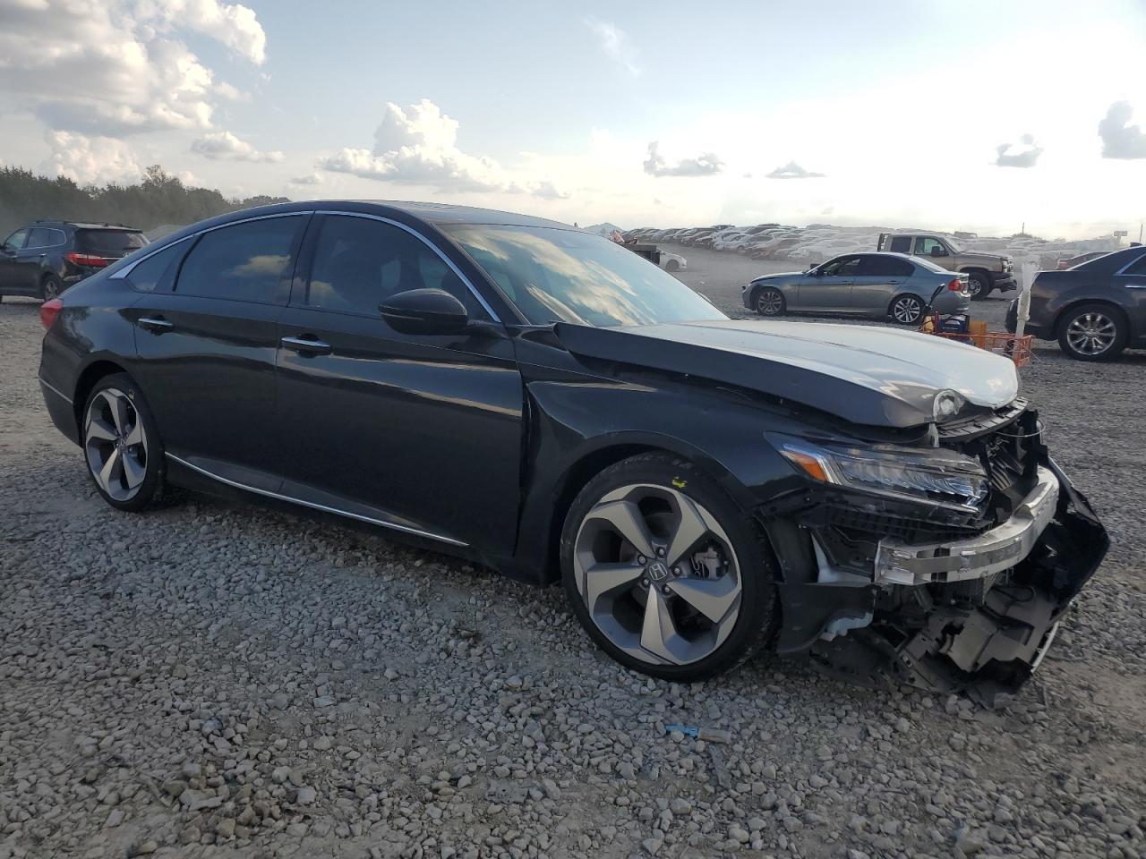 Lot #2962563726 2020 HONDA ACCORD TOU