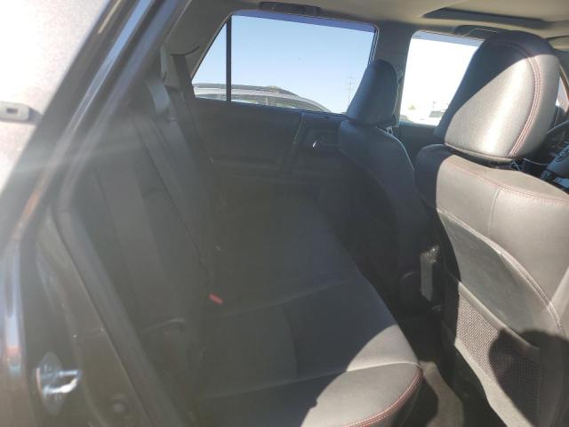 2022 TOYOTA 4RUNNER SR - JTERU5JR8N6037741
