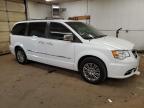 CHRYSLER TOWN & COU photo