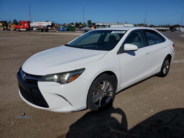 VIN 4T1BF1FK5FU030713 2015 Toyota Camry, LE no.1