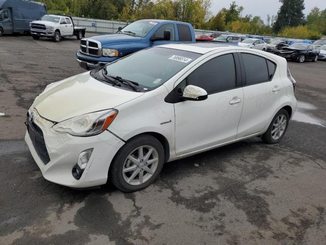 2015 TOYOTA PRIUS C - JTDKDTB38F1102526