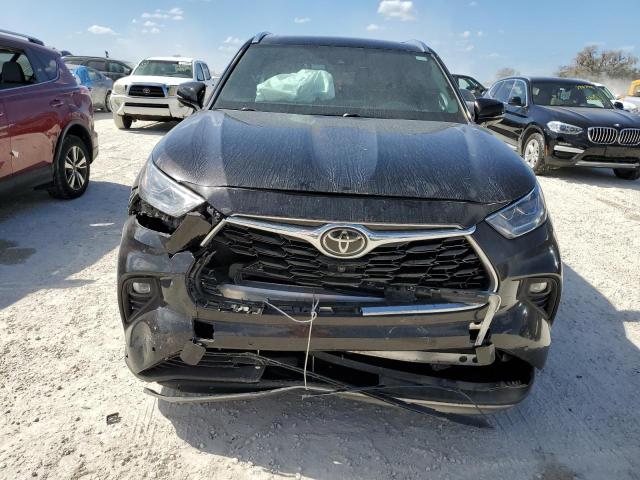 VIN 5TDFZRAH4MS049746 2021 Toyota Highlander, Platinum no.5